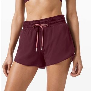 Lululemon Choose a Side Short, 10